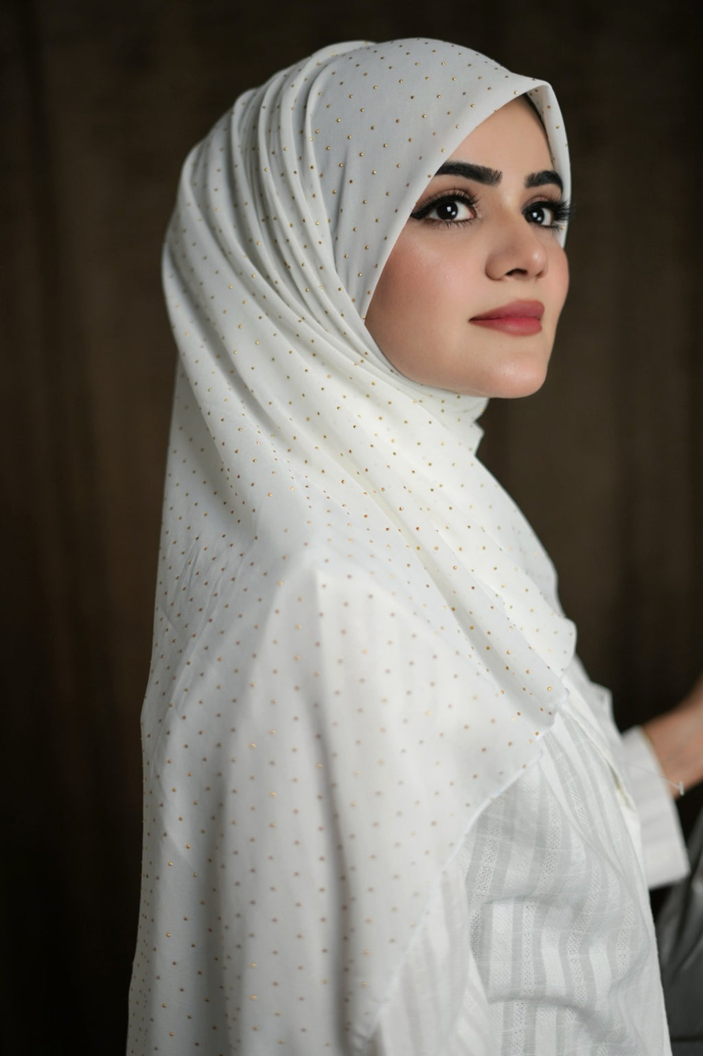 Off White Golden | Stone Hijab