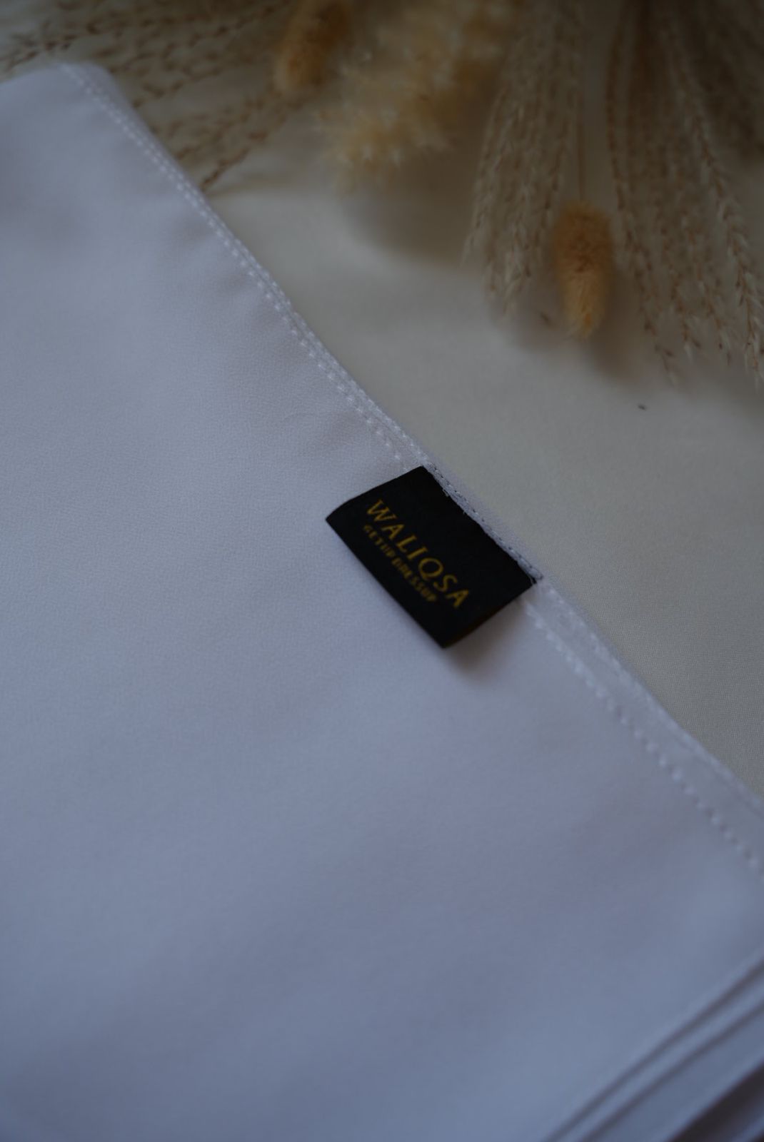 Plain Hijaab | White